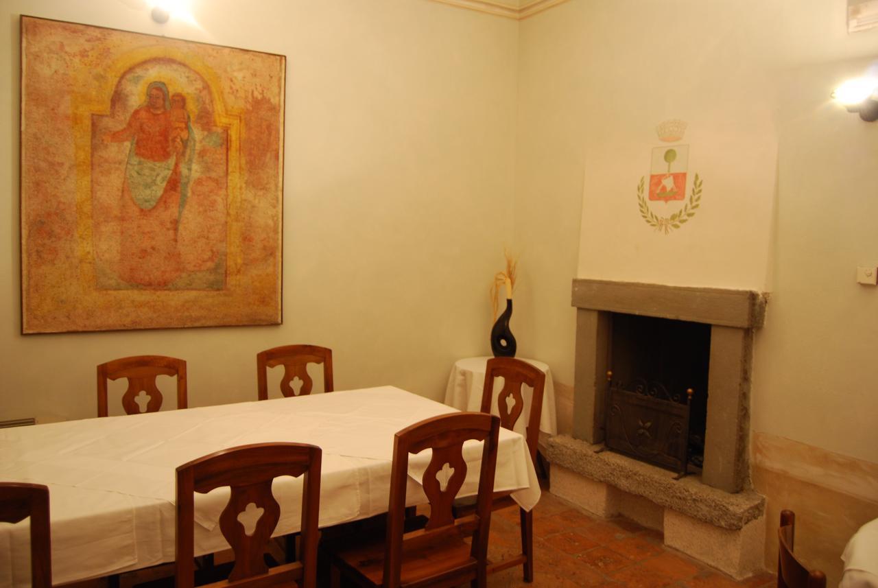 Albergo Ristorante Orazio Sale Marasino Bagian luar foto