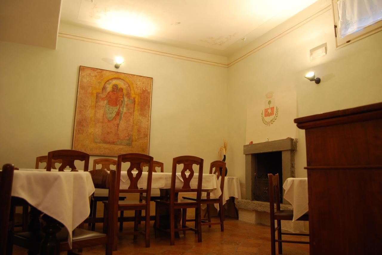 Albergo Ristorante Orazio Sale Marasino Bagian luar foto