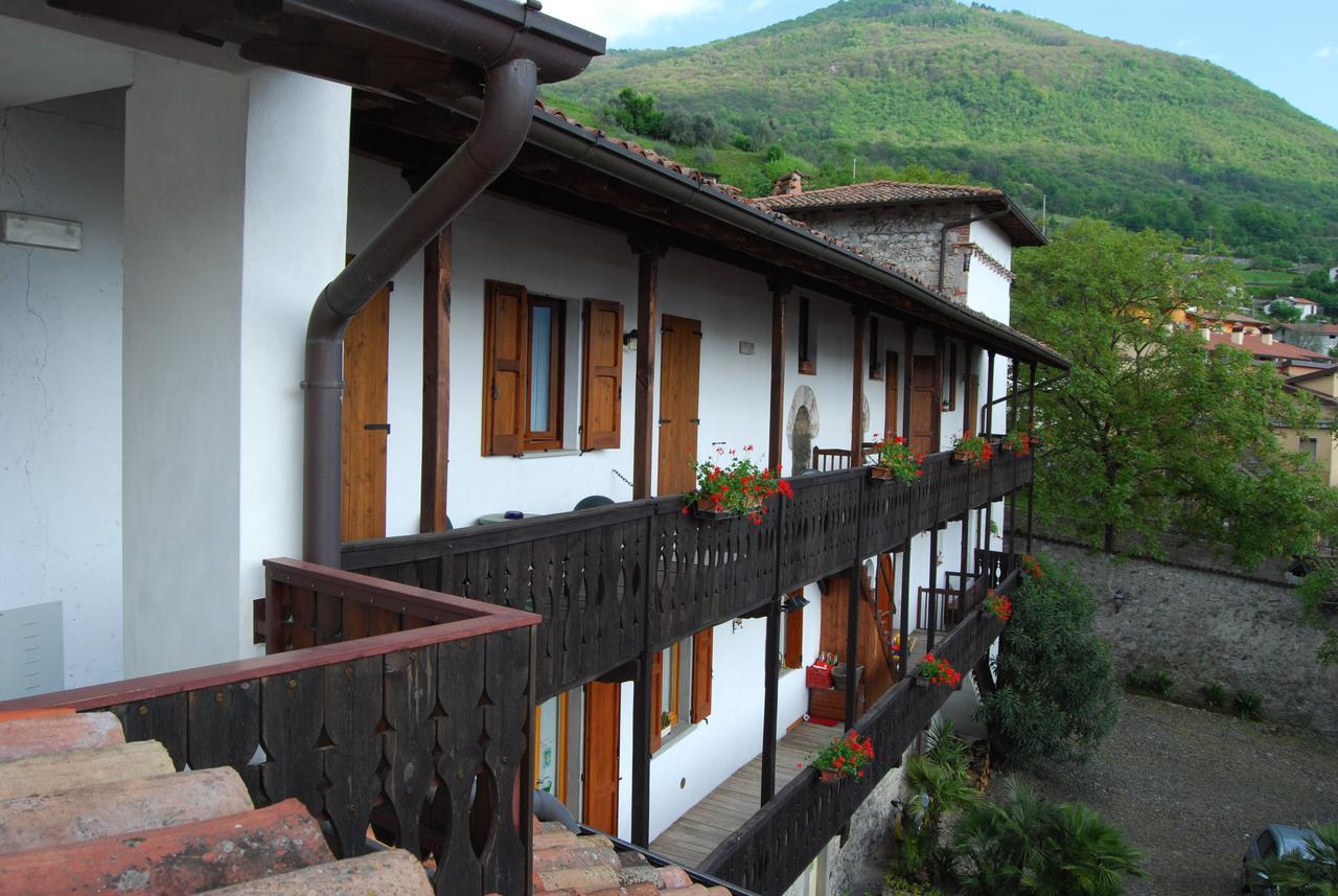 Albergo Ristorante Orazio Sale Marasino Bagian luar foto